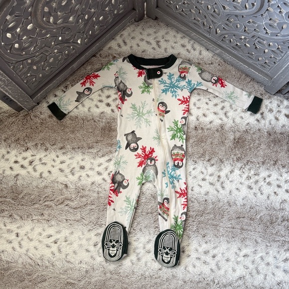 Burt’s Bees Baby footie pajamas baby 6-9 months penguin Christmas holiday party - Picture 10 of 10